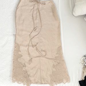 Embroidered midi skirt